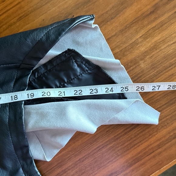 Blanc Noir Faux Leather Vest Zip Pockets Black Beige Moto Small - Picture 9 of 9